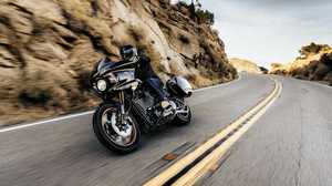 2022-harley-davidson-low-rider-st---cornering.jpg